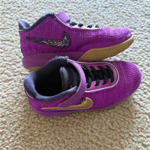 LeBron James Nike Black and Purple and Gold Athletic Shoes Youth Size 1